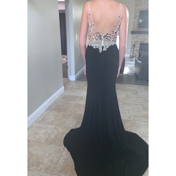 Jovani Dress Sz 6!! Perfect for Prom or homecoming - Picture 2 of 2